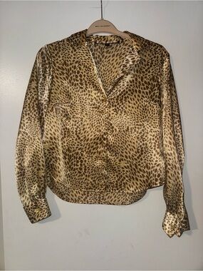 Kasper Gold and Brown Animal-Print Button Down Shirt